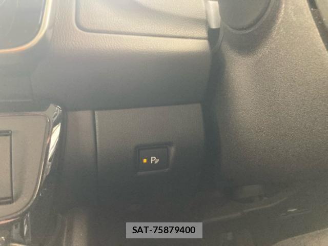 Nissan LEAF 2019-02 8525459-23