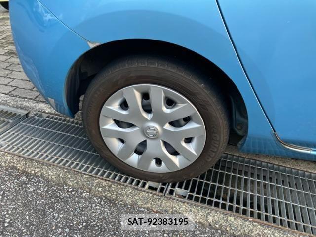 Nissan LEAF 2016-06 8525461-6