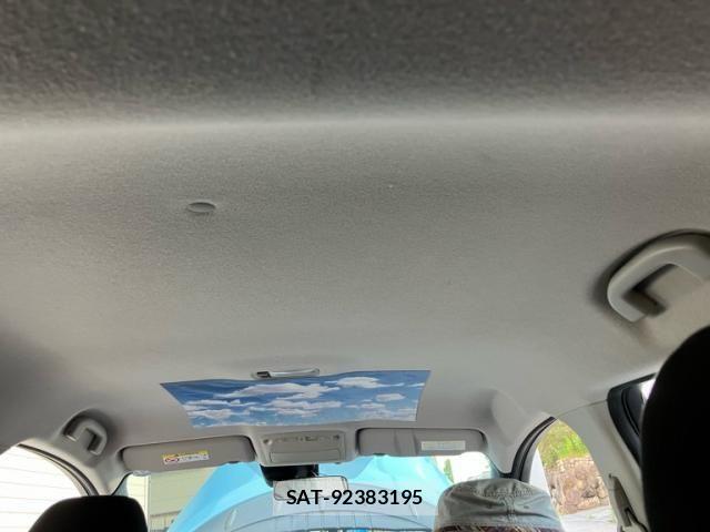 Nissan LEAF 2016-06 8525461-8