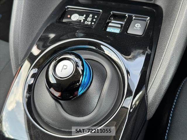 Nissan LEAF 2018-01 8525457-26