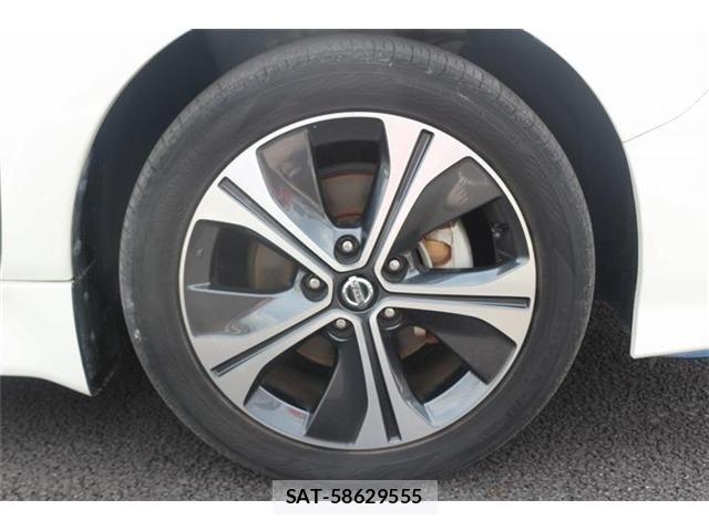 Nissan LEAF 2019-04 8525458-14