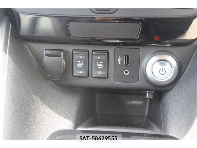 Nissan LEAF 2019-04 8525458-1