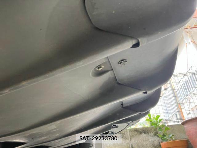 Nissan LEAF 2017-10 8562363-11