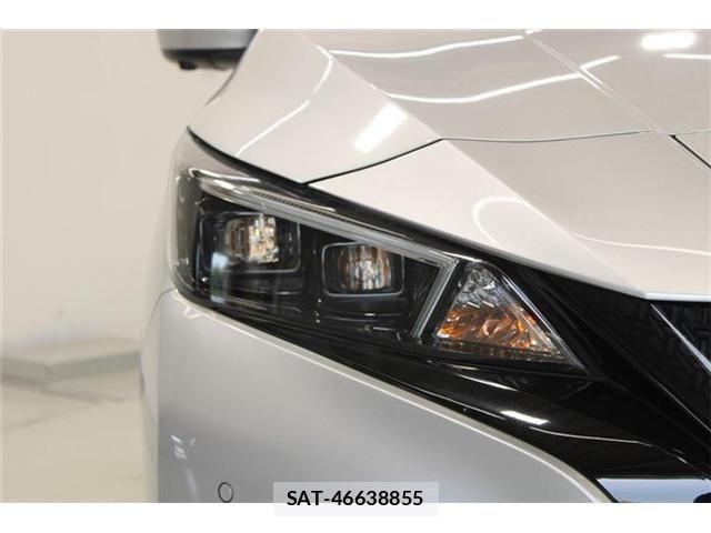 Nissan LEAF 2022-06 8562360-16