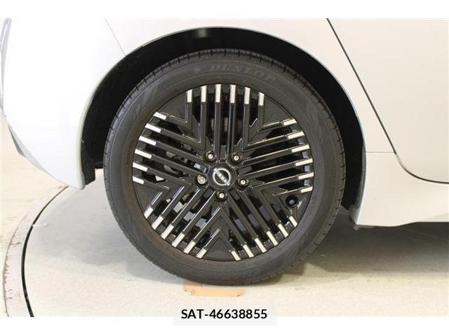 Nissan LEAF 2022-06 8562360-22