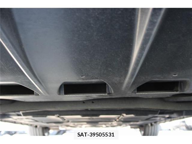 Nissan LEAF 2020-06 8562362-21