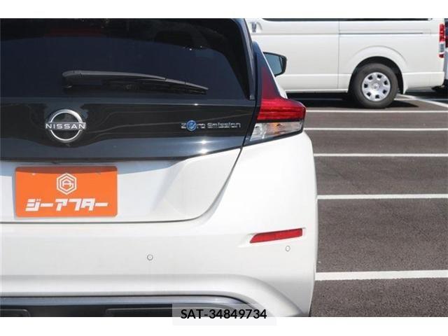 Nissan LEAF 2022-07 8562358-17