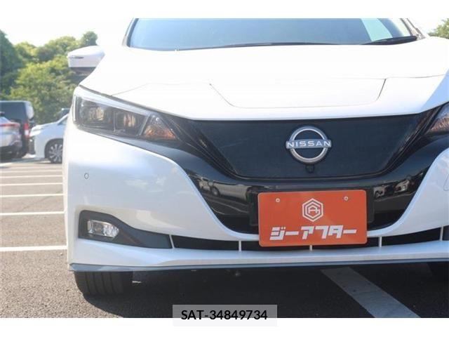 Nissan LEAF 2022-07 8562358-8