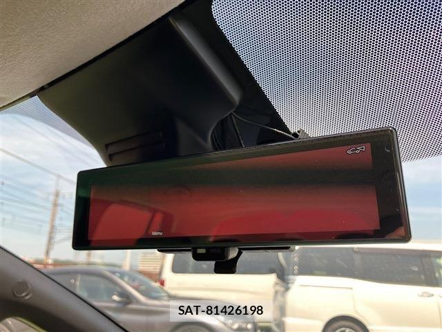 Nissan LEAF 2022-06 8562357-15