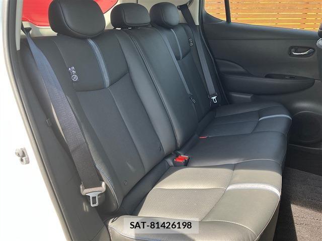 Nissan LEAF 2022-06 8562357-20
