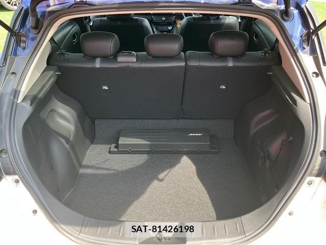 Nissan LEAF 2022-06 8562357-24