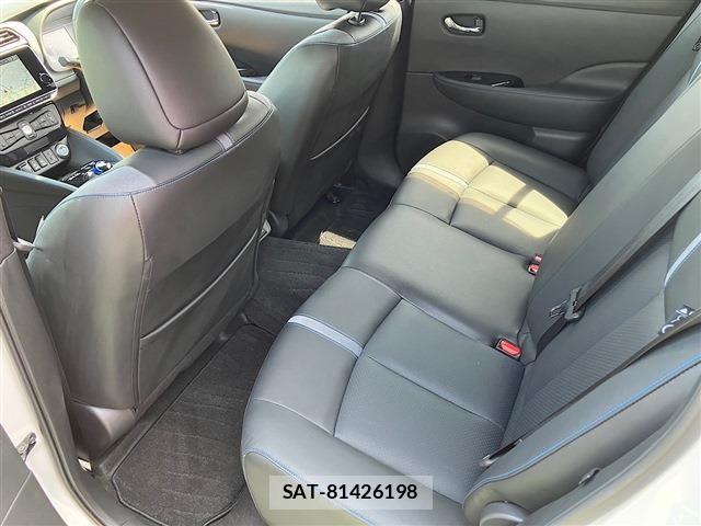 Nissan LEAF 2022-06 8562357-26