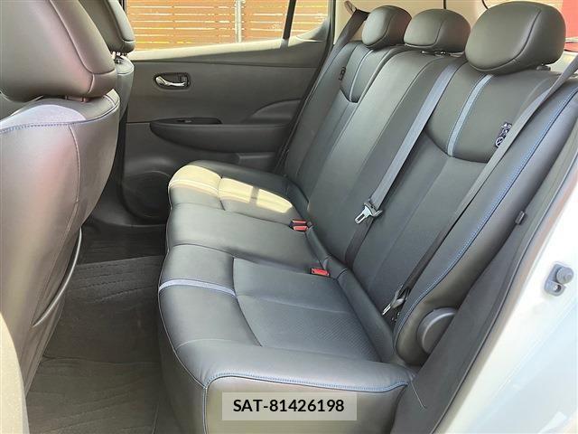 Nissan LEAF 2022-06 8562357-27