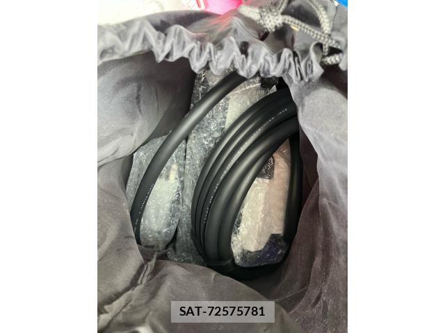 Nissan LEAF 2022-11 8562359-25