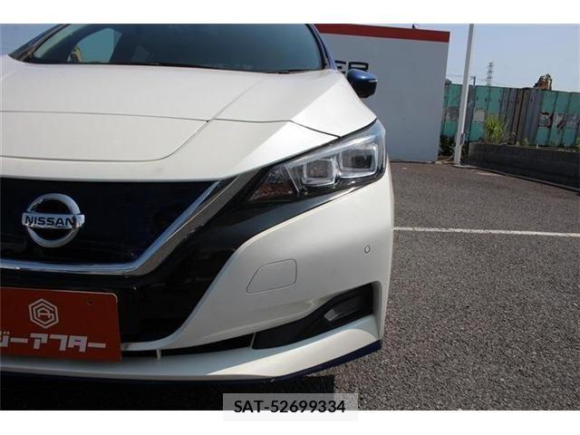 Nissan LEAF 2020-10 8562361-23