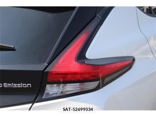 Nissan LEAF 2020-10 8562361-26