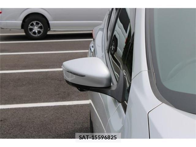 Nissan LEAF 2023-01 8627405-17