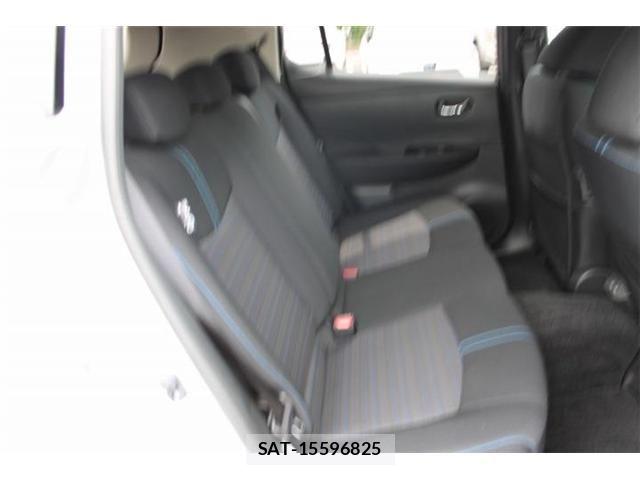 Nissan LEAF 2023-01 8627405-27