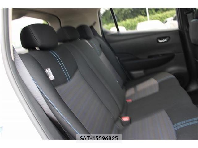 Nissan LEAF 2023-01 8627405-28