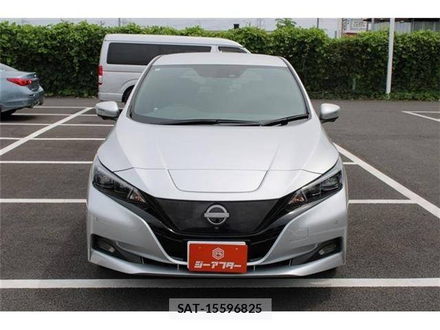 Nissan LEAF 2023-01 8627405-2
