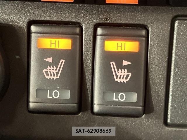 Nissan LEAF 2025-09 8627404-12