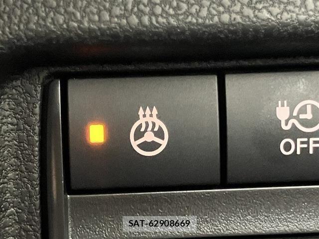 Nissan LEAF 2025-09 8627404-13