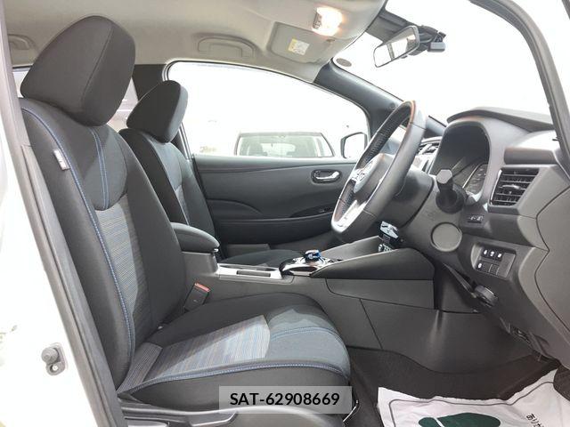Nissan LEAF 2025-09 8627404-17