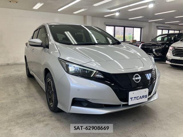 Nissan LEAF 2025-09 8627404-22