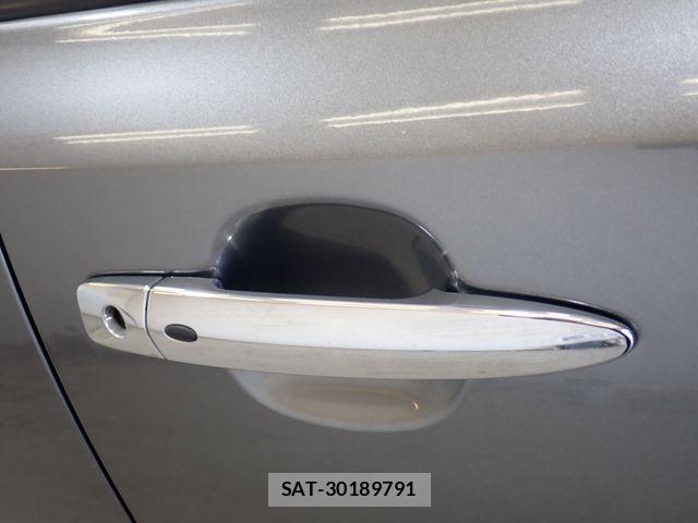 Nissan LEAF 2017-11 8627408-11