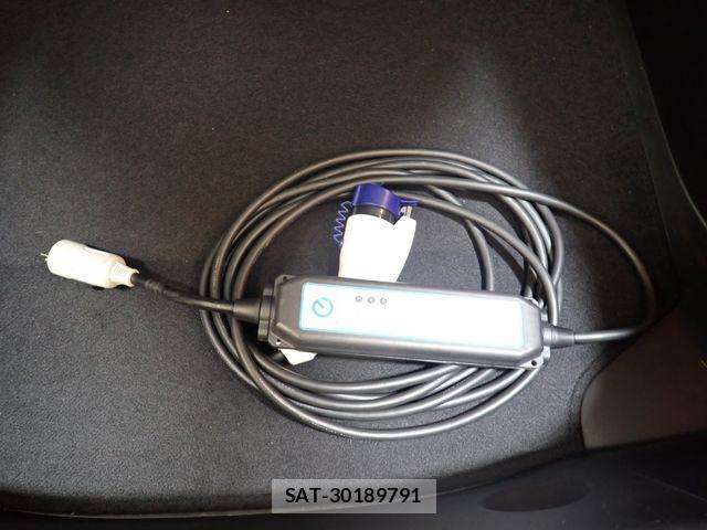 Nissan LEAF 2017-11 8627408-22