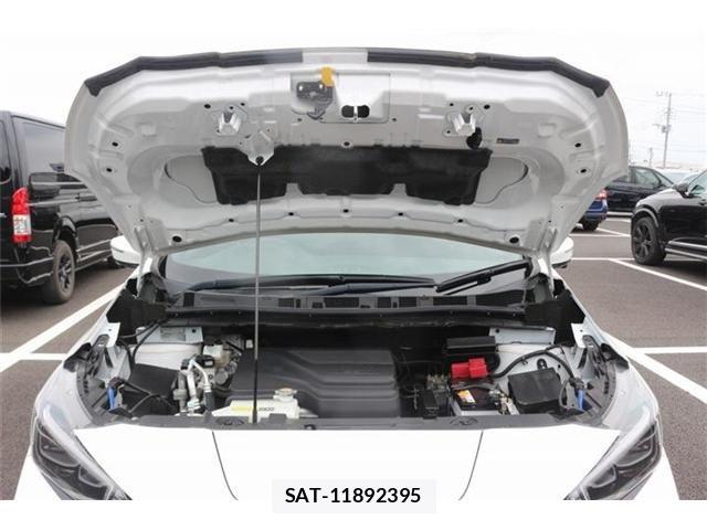 Nissan LEAF 2022-06 8627406-9