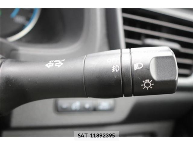 Nissan LEAF 2022-06 8627406-24