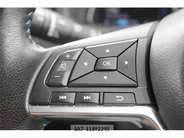 Nissan LEAF 2022-06 8627406-25