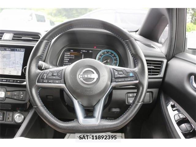Nissan LEAF 2022-06 8627406-27