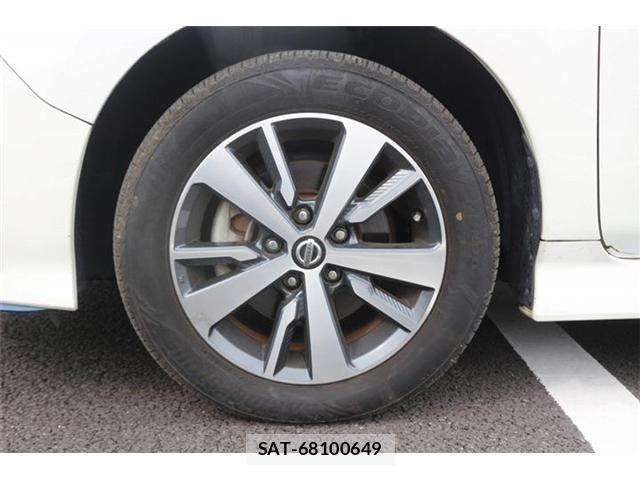 Nissan LEAF 2019-08 8627409-17