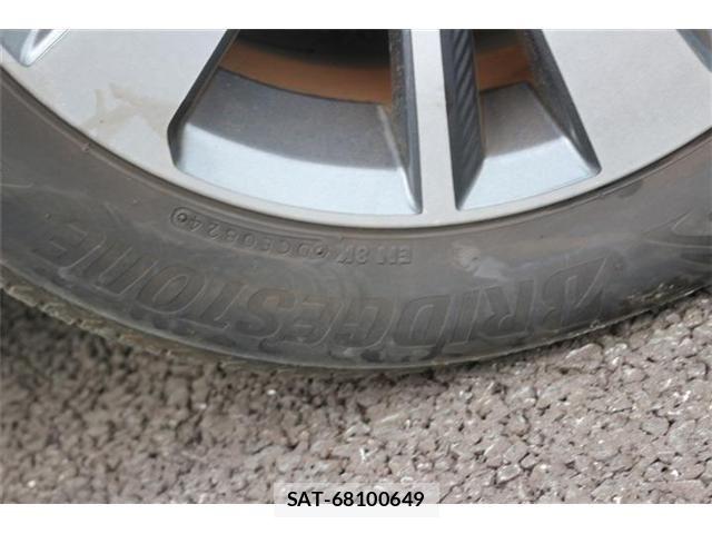 Nissan LEAF 2019-08 8627409-19