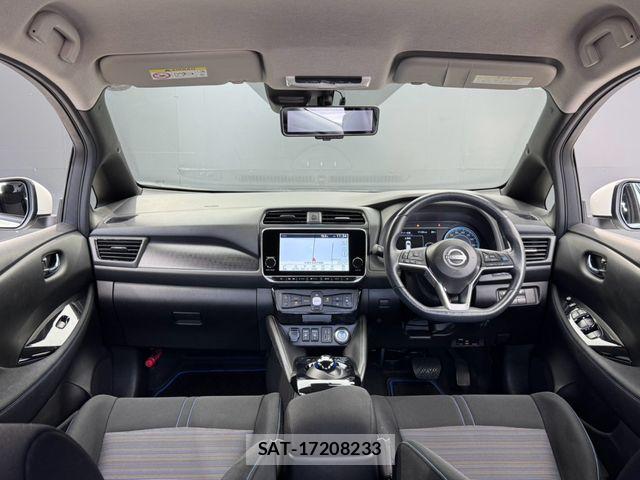 Nissan LEAF 2022-02 8627407-2