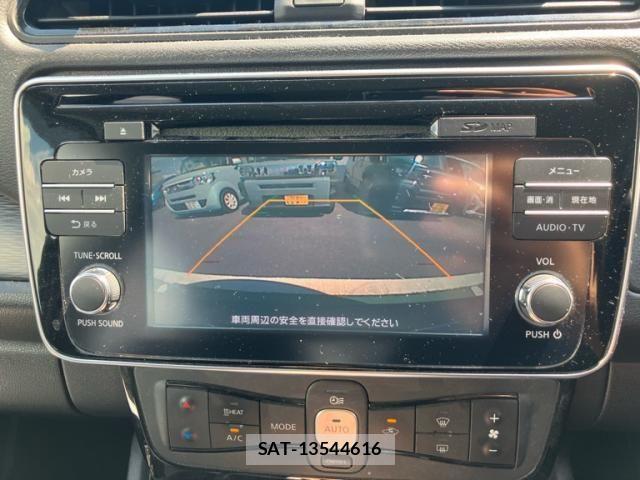 Nissan LEAF 2017-11 8627410-18