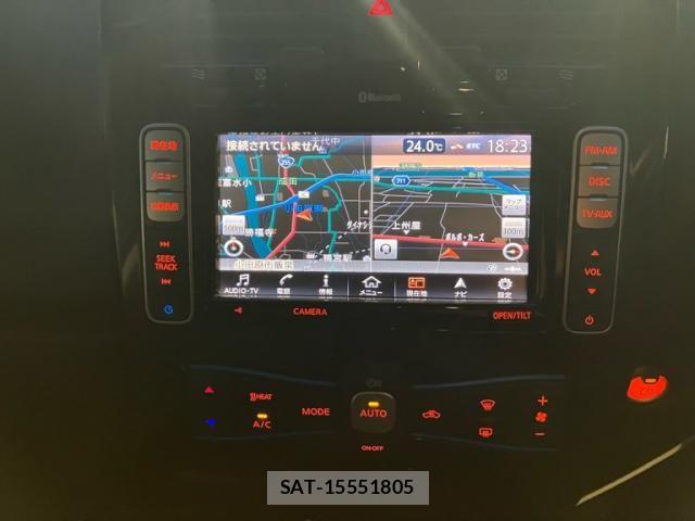Nissan LEAF 2015-12 8659827-22