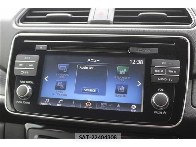 Nissan LEAF 2018-05 8666362-1