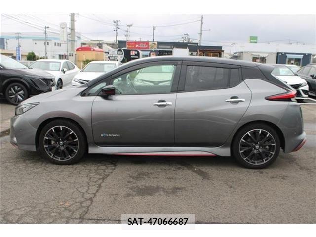 Nissan LEAF 2018-09 8659823-13