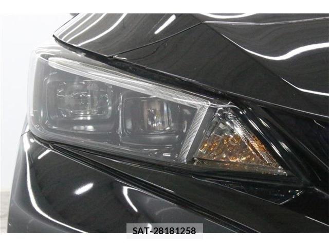 Nissan LEAF 2022-06 8659818-11