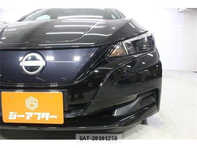 Nissan LEAF 2022-06 8659818-12