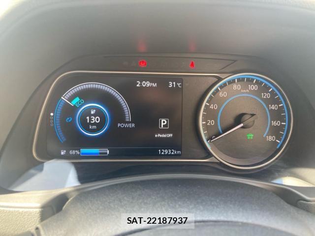 Nissan LEAF 2017-10 8659825-19