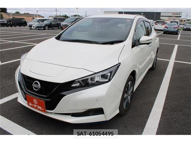 Nissan LEAF 2022-03 8666361-13