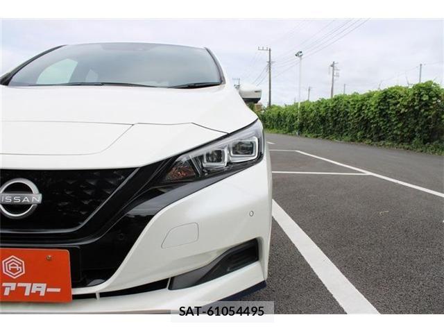 Nissan LEAF 2022-03 8666361-16