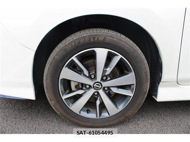 Nissan LEAF 2022-03 8666361-22