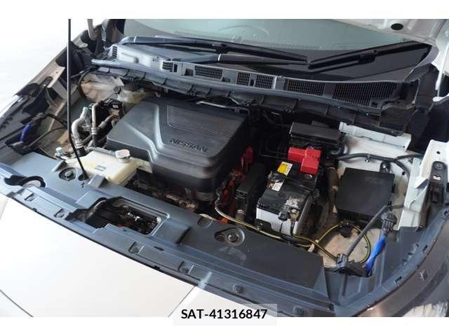 Nissan LEAF 2022-01 8659824-9