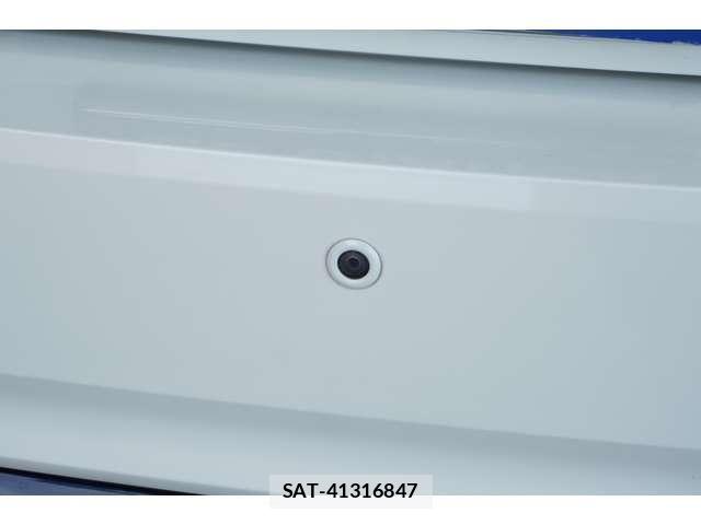 Nissan LEAF 2022-01 8659824-11
