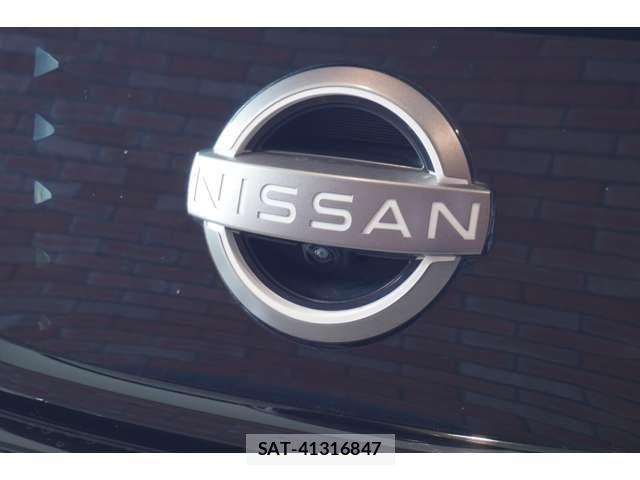 Nissan LEAF 2022-01 8659824-12